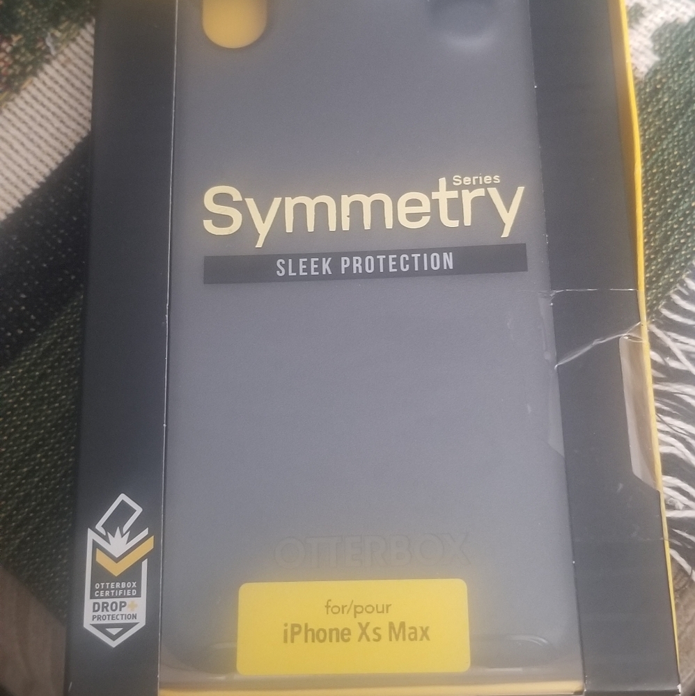 Otterbox symmetry case